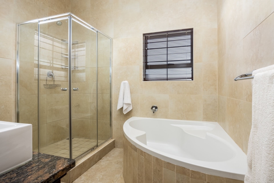 3 Bedroom Property for Sale in Zevenzicht Western Cape